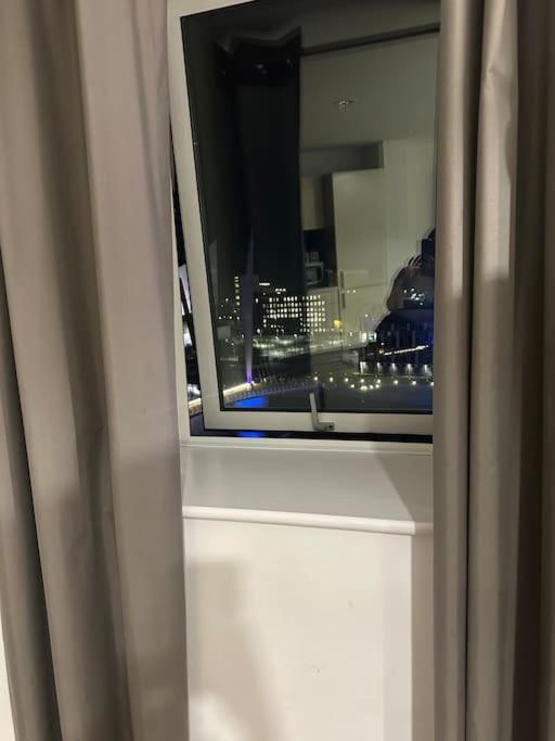 Mediacity Studio Apartment Salford-Quays Μάντσεστερ Εξωτερικό φωτογραφία
